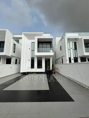 5bdrm Duplex in Lekki Phase 1 for sale