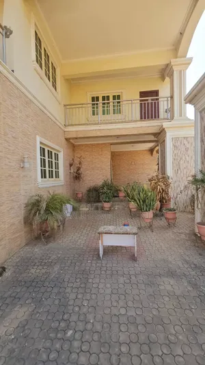 5bdrm House in Galadimawa for sale