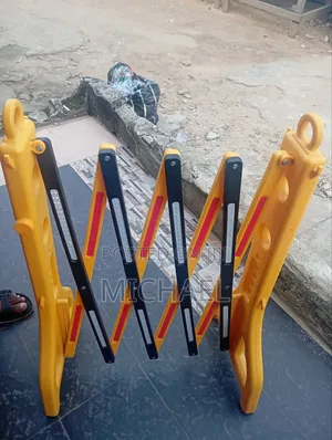 Expandable Safety Barrier