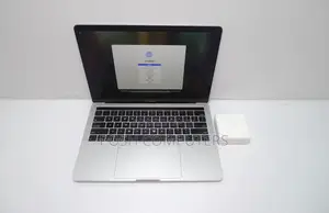 Laptop Apple MacBook Pro 2018 16GB Intel Core i5 SSD 256GB