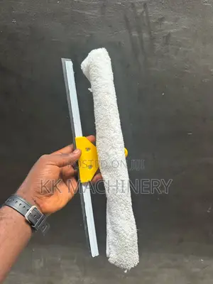 2-in-1 Window Cleaning Tool