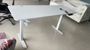 1.6 Meter Electric Table / Adjustable Height