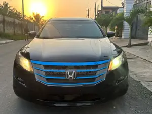 Honda Crosstour 2011 Black