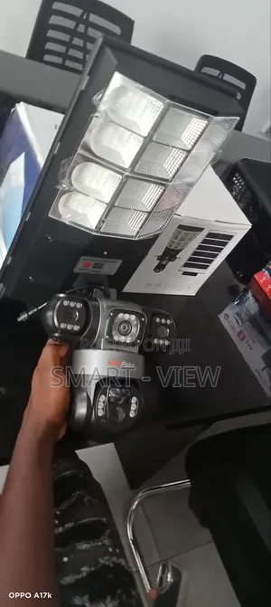 CCTV Solar Powered Triple Lens 4g Sim Enabled With Street Light