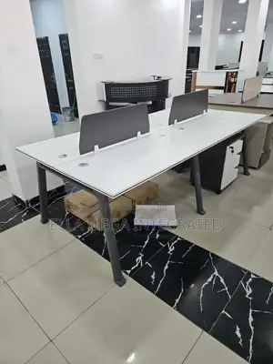 Exotic 4 Seaters Workstation