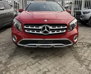 Mercedes-Benz GLA 250 2018 Red
