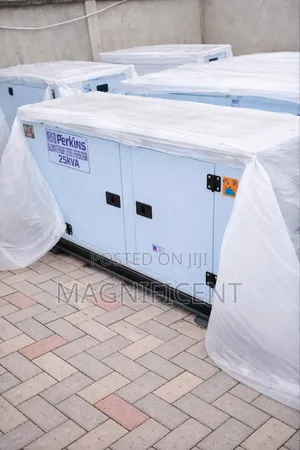 Original 25 Kva Perkins Soundproof Diesel Generator
