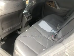 Toyota Camry XLE V6 4dr Sedan (3.5L 6cyl 6AM) 2007 Silver