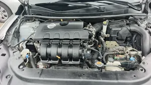 Nissan Sentra SV 4dr Sedan (1.8L 4cyl CVT) 2015 Silver