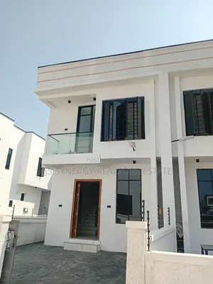 3bdrm Duplex in Ikota for sale