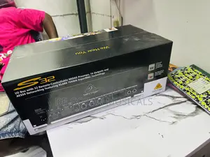 S32 1/0 Box With 32 Remo Controllable Midas Preamp