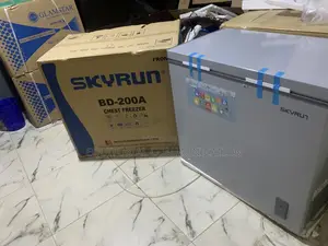 Skyrun Bd-200a Lockable Chest Freezer