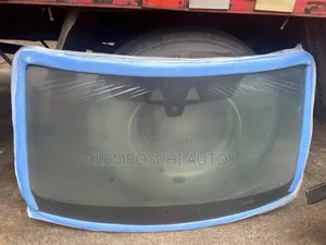 High Quality Certified Brand New Front Windscreen Rolls Royce Cullinan