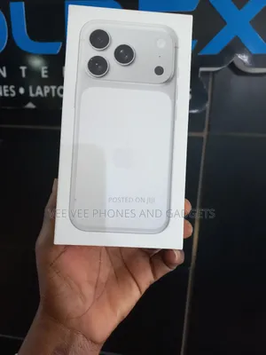 New Apple iPhone 17 Pro 1 TB Silver