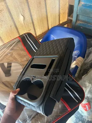 Multifunctional Car Armrest and Cup Holder