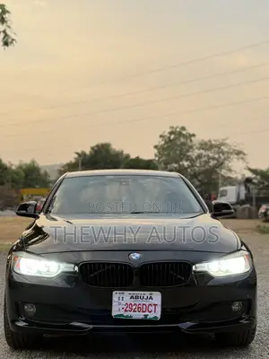 BMW 320i Sedan RWD 2013 Black