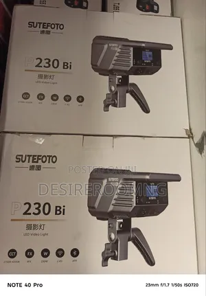 P230bi Bi-Color Video Light