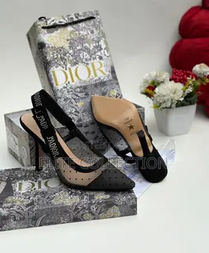 Luxury With Classy Dior Heel
Size: 37-42 Top Notch Quality