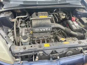 Toyota Yaris 1.5 2000 Blue