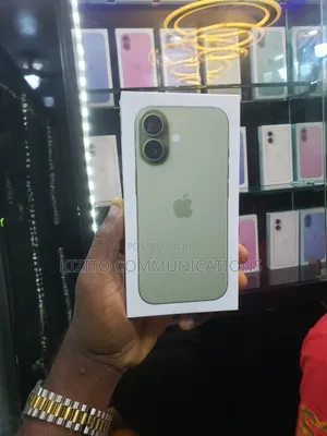New Apple iPhone 17 256 GB Green