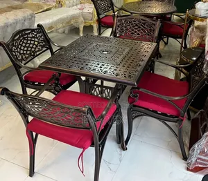 Hotel/Bar Chair Set. Luxury Wrought Iron 4 Single Chair Set With Table