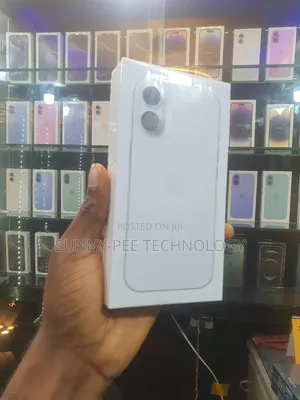 New Apple iPhone 17 256 GB White