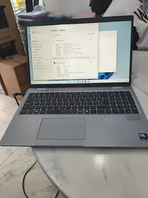 Laptop Dell Latitude 5550 16GB Intel Core Ultra 5 SSD 512GB
