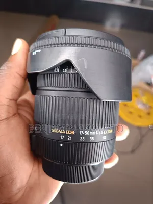 Sigma Lens For Nikon 17-50mm (Foreign Used)