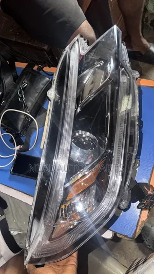 Headlight Honda CRV 2013-2016