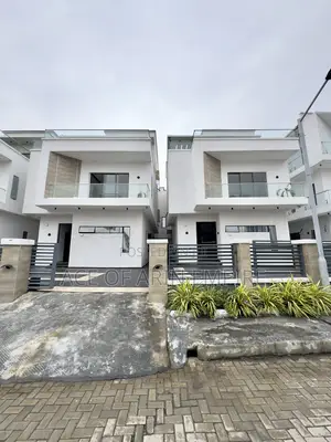 5bdrm Duplex in Osapa London for sale