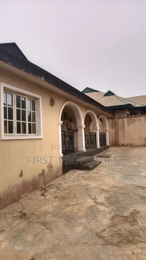 Furnished 4bdrm Bungalow in Before Yidi Elebu, Ibadan for sale