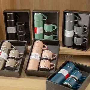 Gift Pack - Vacuum Flask With 2 Cups
