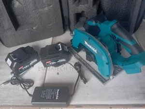 Makita Cordless Circular Saw Machine