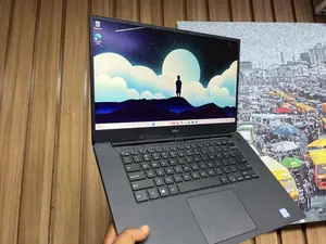 Laptop Dell Precision 15 5540 32GB Intel Core I7 SSD 1T