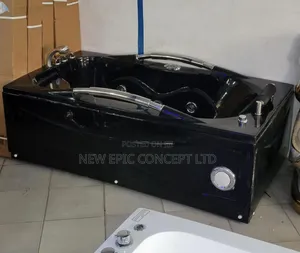 Black Single Jacuzzi With Fm Radio With Powerful Massage