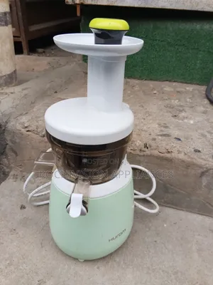 Hurom Slow Juicer Powerful Masticating Machine Slow Juicer