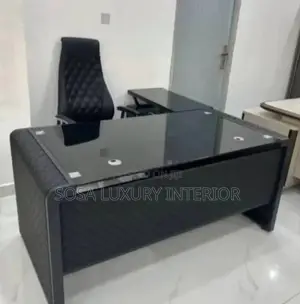 Modern Glass Office Table for Executive Use