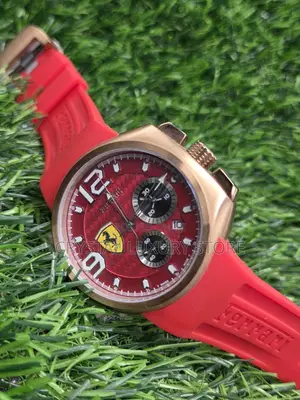 Ferrari Quality Luxury Men Rubber Strap Wristwatch