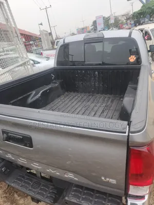 Toyota Tacoma TRD Off Road 2019 Beige