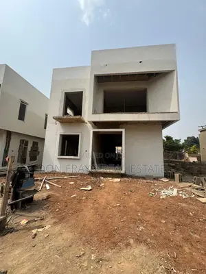4bdrm Duplex in Old Bodija Estate for sale