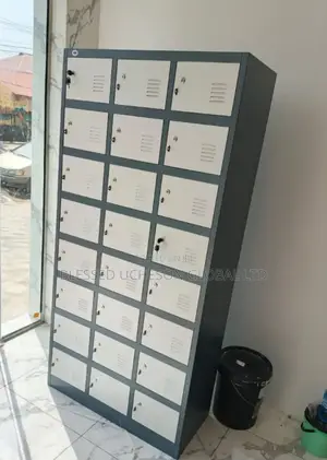 24 Doors Workers Locker for Safety Keeping