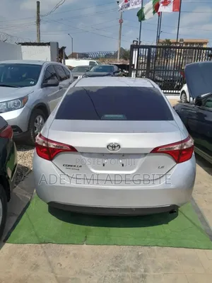 Toyota Corolla 2018 Silver