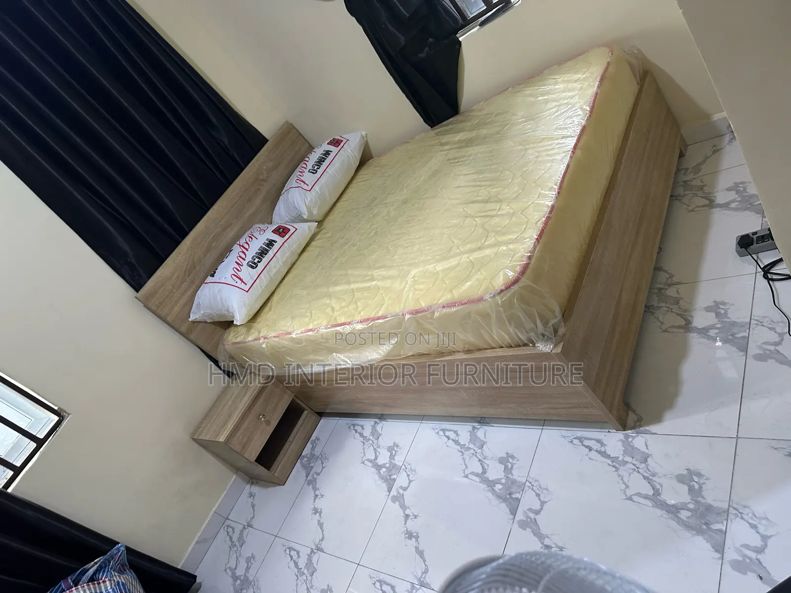 Bedframe 4.5by6