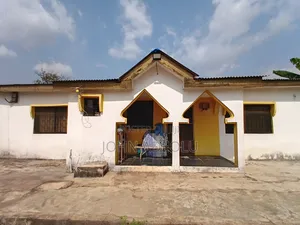Furnished 3bdrm Bungalow in Esiri Crescent, Alimosho for sale