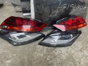 Headlights Audi Tt 2013