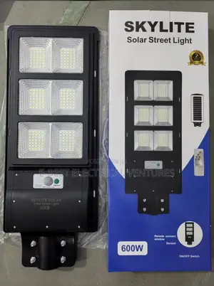 600 Watts Solar Light