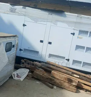 Latest Model New Perkins 500kva Soundproof Generator