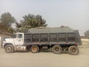 Order Premium Iron Granite Chippings Today!