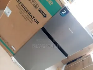 Hisense 124l Sleek Stylish Mini Refrigerator