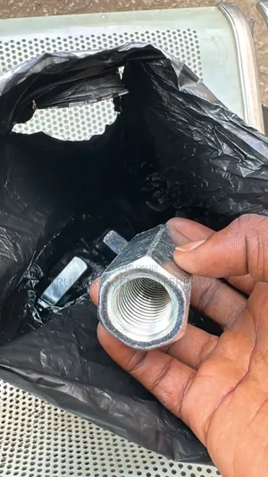 Connection Bolt